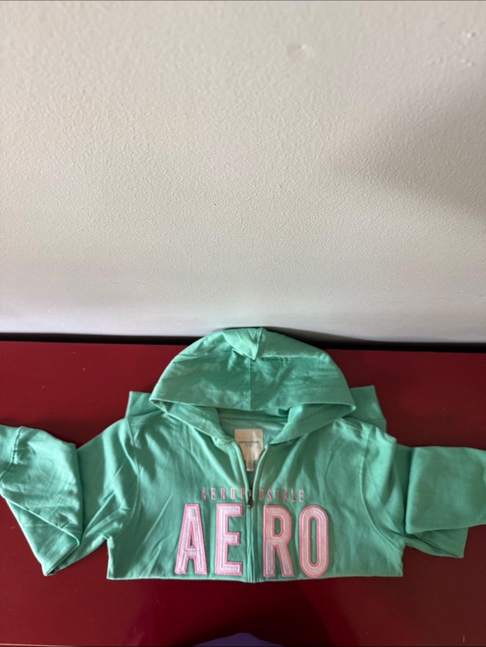 AEROPOSTALE GIRLS GREEN AND PINK HOODED ZIP SWEATSHIRT, LN SIZE 14/16!
